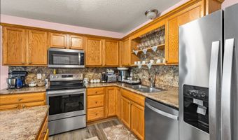 3060 SW Sharmin Ln, Ankeny, IA 50023
