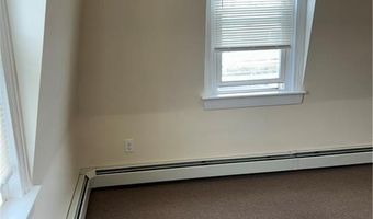 575 Main St 2B, East Greenwich, RI 02818