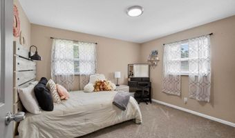 2410 Lovewood Dr, Wisconsin Rapids, WI 54494