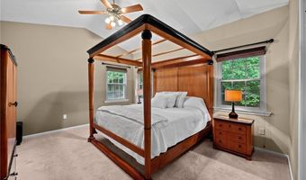 2668 WALTON Blvd, Twinsburg, OH 44087