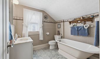 165 Shadyside Ct, Alliance, OH 44601