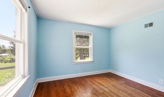 397 Mine Rd, Asbury, NJ 08802
