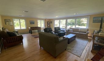 39 Oriole Dr, Andover, MA 01810