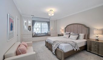 705 LYLES Ln, Alexandria, VA 22314