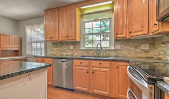 118 Bogey Dr, Abingdon, VA 24211