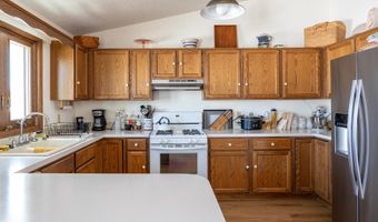 3200 S HUCKLEBERRY Ln, Appleton, WI 54915