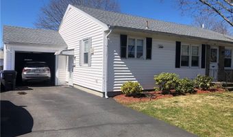 27 Hill View Dr, North Providence, RI 02904