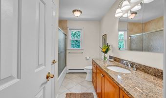 14 3 Partners Rd, Danbury, CT 06811