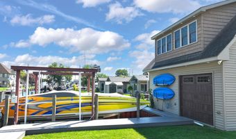 7787 Farnsworth, Algonac, MI 48001