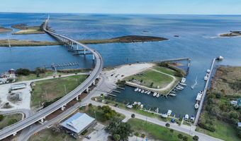 219 Fred Meyer St, Apalachicola, FL 32320