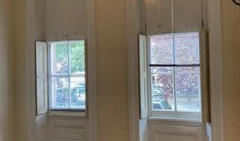 318 BAINBRIDGE St, Philadelphia, PA 19147