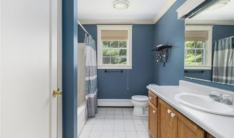 16 Karen Dr, Hopkinton, RI 02832