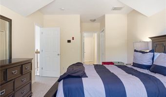 40 Old Louisquisset Pike 801, North Smithfield, RI 02896