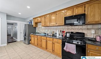 1530 Tilghman St, Allentown, PA 18102