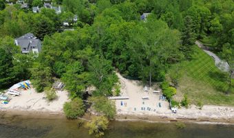 29 Westminster Dr, Burlington, VT 05408