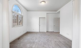 3285 Grey Village Dr, Akron, OH 44319