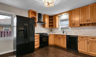11639 S Knox Ave, Alsip, IL 60803