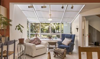 10 Steep Hollow Ln, Cos Cob, CT 06807