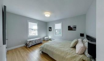 2 E Blvd 2, Middletown, RI 02842