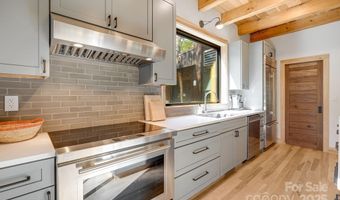 39 Bent Creek Preserve Rd, Asheville, NC 28806