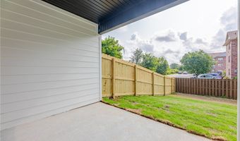 1408 SW Casuarina Dr 2, Bentonville, AR 72713