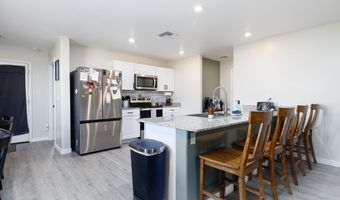 1635 W Cottonwood Bluffs Dr, Benson, AZ 85602