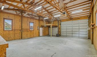 31018 Snake River Rd, Asotin, WA 99402