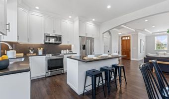 1311 Miller Dr, Santa Rosa, CA 95403