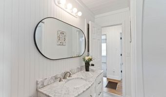 301 E Craig St, Atmore, AL 36502