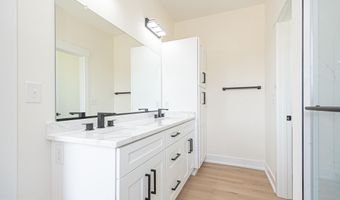 7 JOCKEY Ct, Berlin, MD 21811