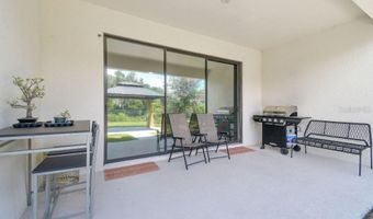 6442 MAIDEN SEA Dr, Apollo Beach, FL 33572