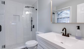 8605 VIRGINIA Ave, Annandale, VA 22003