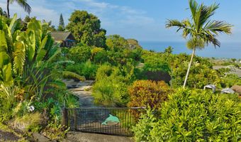 75-648 HUAAI St, Kailua Kona, HI 96740