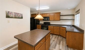 122 Broadstone Dr, Adams Twp., PA 16046