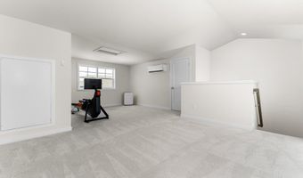 2949 Aughton Rd, Ann Arbor, MI 48105