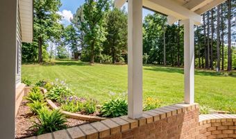 319 Rogers Ave, Bruce, MS 38915
