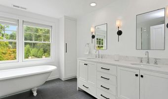 6 Searles Rd, Darien, CT 06820