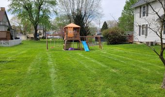 128 E Montford Ave, Ada, OH 45810
