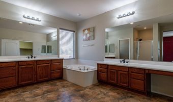 6922 S BLACK HILLS Way, Chandler, AZ 85249