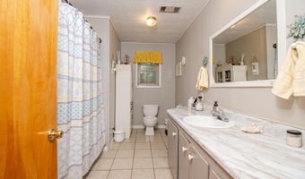 207 S Honeysuckle St, Banks, AR 71631