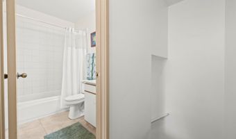 91-1008 Makaaloa St 3E, Ewa Beach, HI 96706