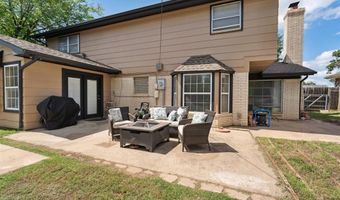 8008 NW 27th St, Bethany, OK 73008