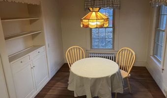 194 Wood Ln, Brandon, VT 05733