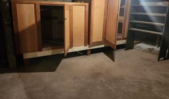 204 Grand Ave, Arco, ID 83213