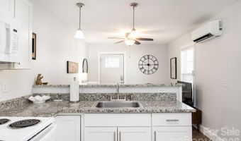 18 Oteen Park Pl, Asheville, NC 28805