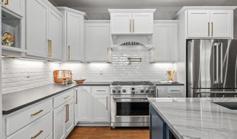 1629 STAR BRIGHT Dr, Cheyenne, WY 82009
