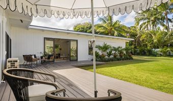 114 Kaelepulu Dr, Kailua, HI 96734