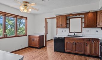 1541 Literberry Triopia Rd, Arenzville, IL 62611