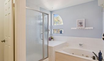 2601 W UPLAND Dr, Chandler, AZ 85224
