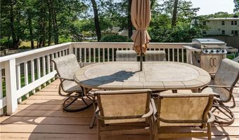 185 Brookhaven Rd, North Kingstown, RI 02852